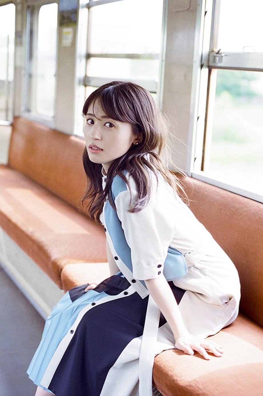 e0f4c90db9faff848a34c4ce48d49ba11685933427-main-1