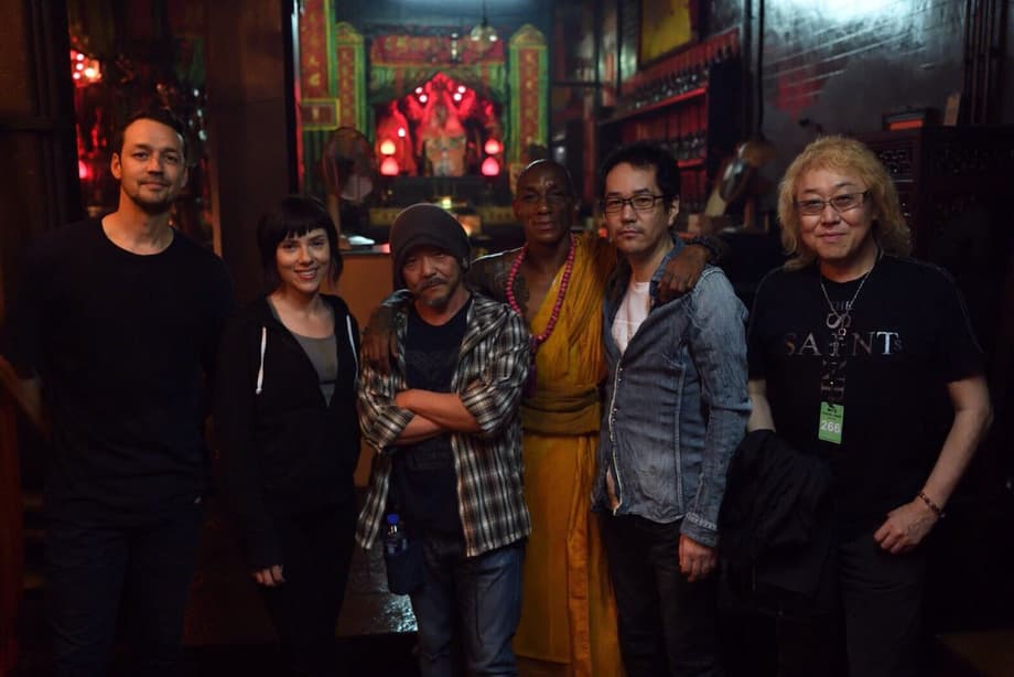 Mamoru Oshii, Kenji Kamiyama, and Kenji Kawai with Scarlet Johansson and Rupert Sanders