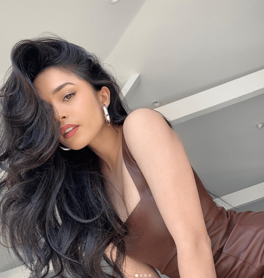 rae-headshot2